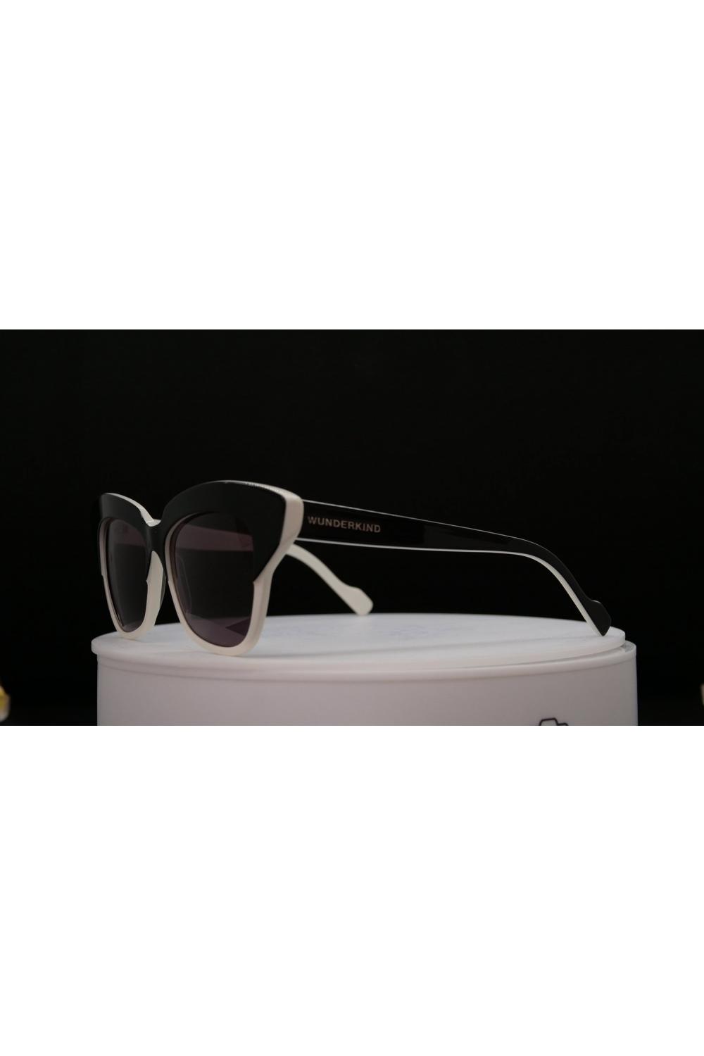 Wunderkind Sonnenbrille 'Aristocat' in Schwarz/Weiss (Ohne Case))