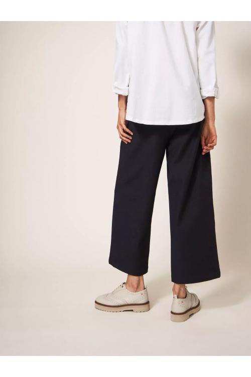 White Stuff Belle Wide Leg Cropped Trouser in PURE BLK