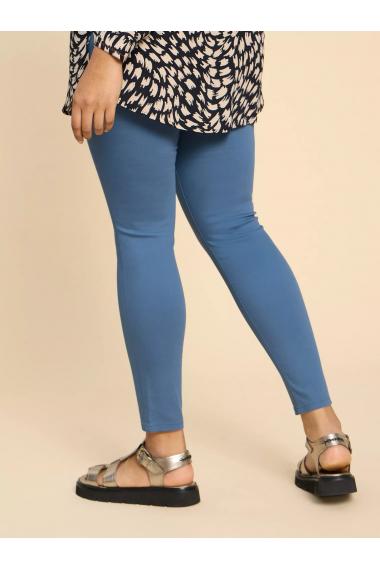 White Stuff Janey Crop Jegging in Mid Blue