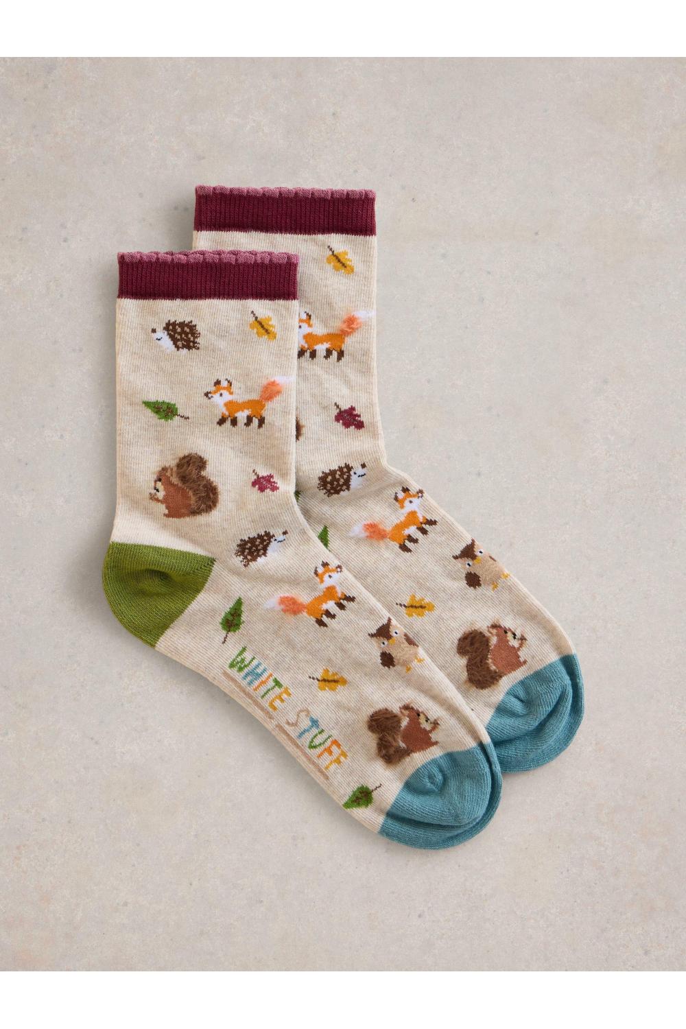 White Stuff Fluffy Woodland Ankle Sock in NAT MLT Art. WS441792