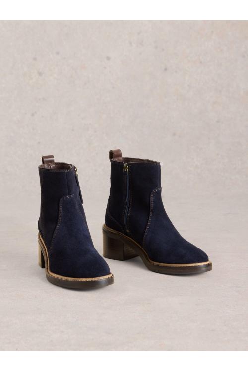 White Stuff Cleo Block Heel Boot in DARK NAVY Art. WS441568