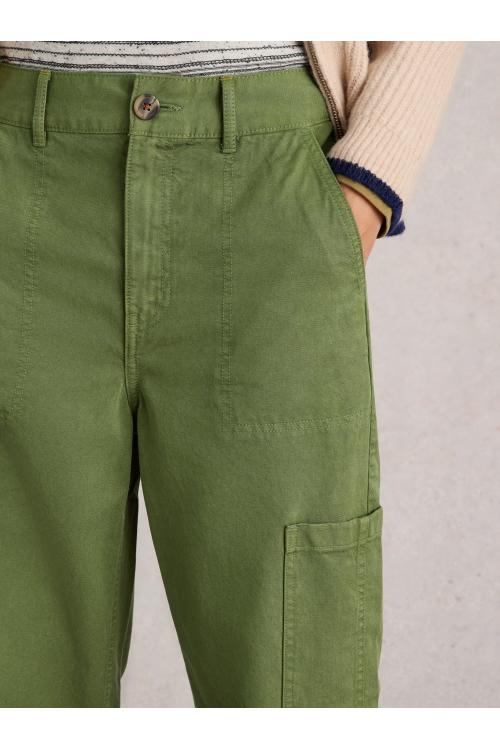 White Stuff Cora Cargo Trouser in DK GREEN Art. WS441487