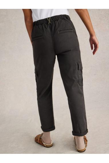 White Stuff Everleigh Cargo Trouser in PURE BLK Art. WS442516