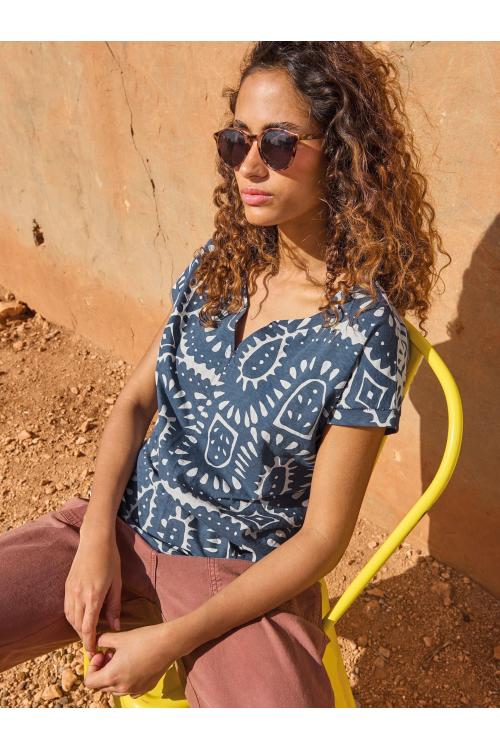 White Stuff Womens NELLY NOTCH NECK TEE  in BLUE_MLT Art WS443000