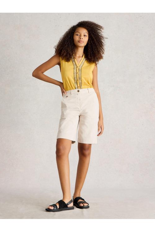 White Stuff Womens Hayley Organic Chino Short  in NAT_WHITE Art WS443441